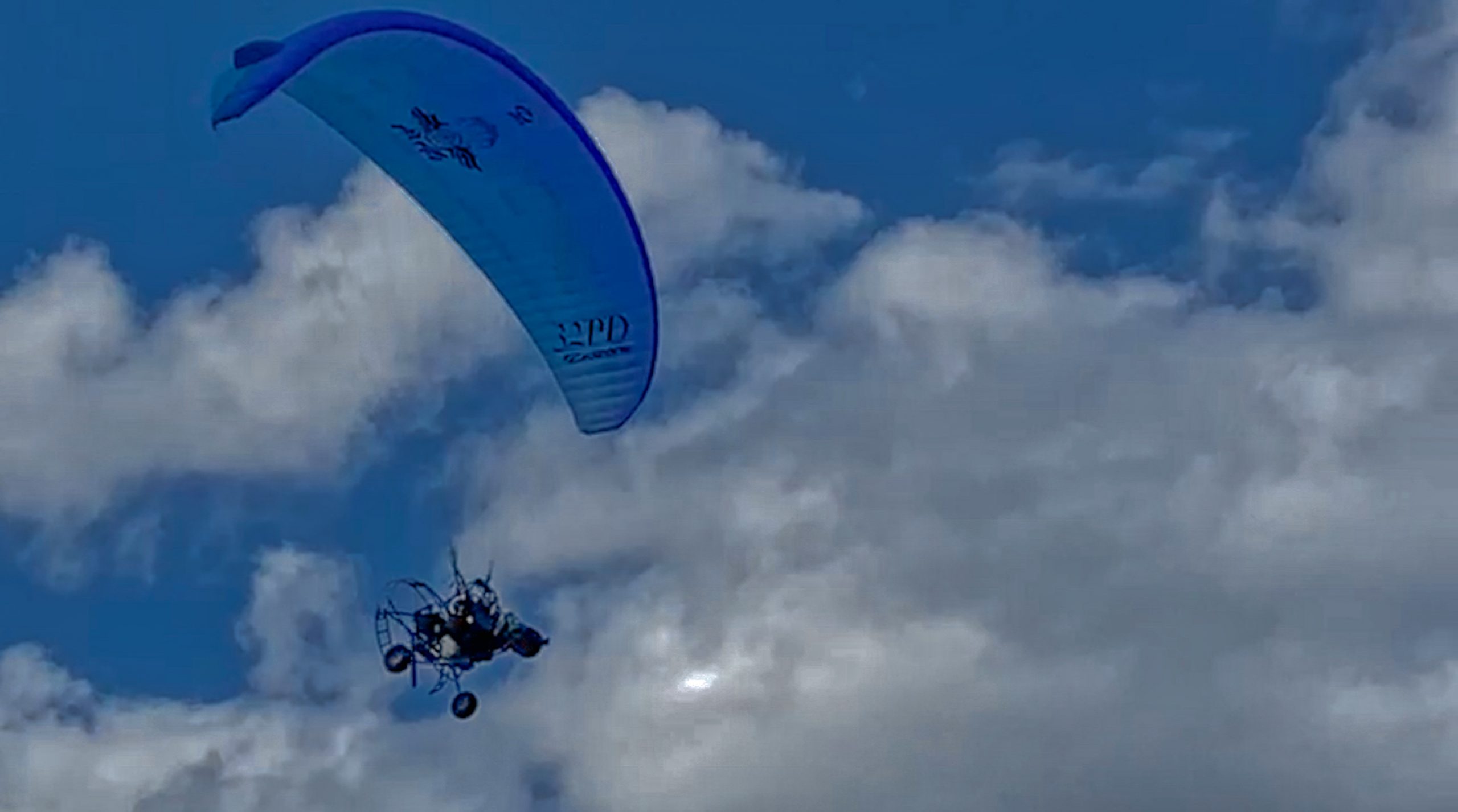 Baptême de l'air en ULM paramoteur près d'Abbeville - Picardie